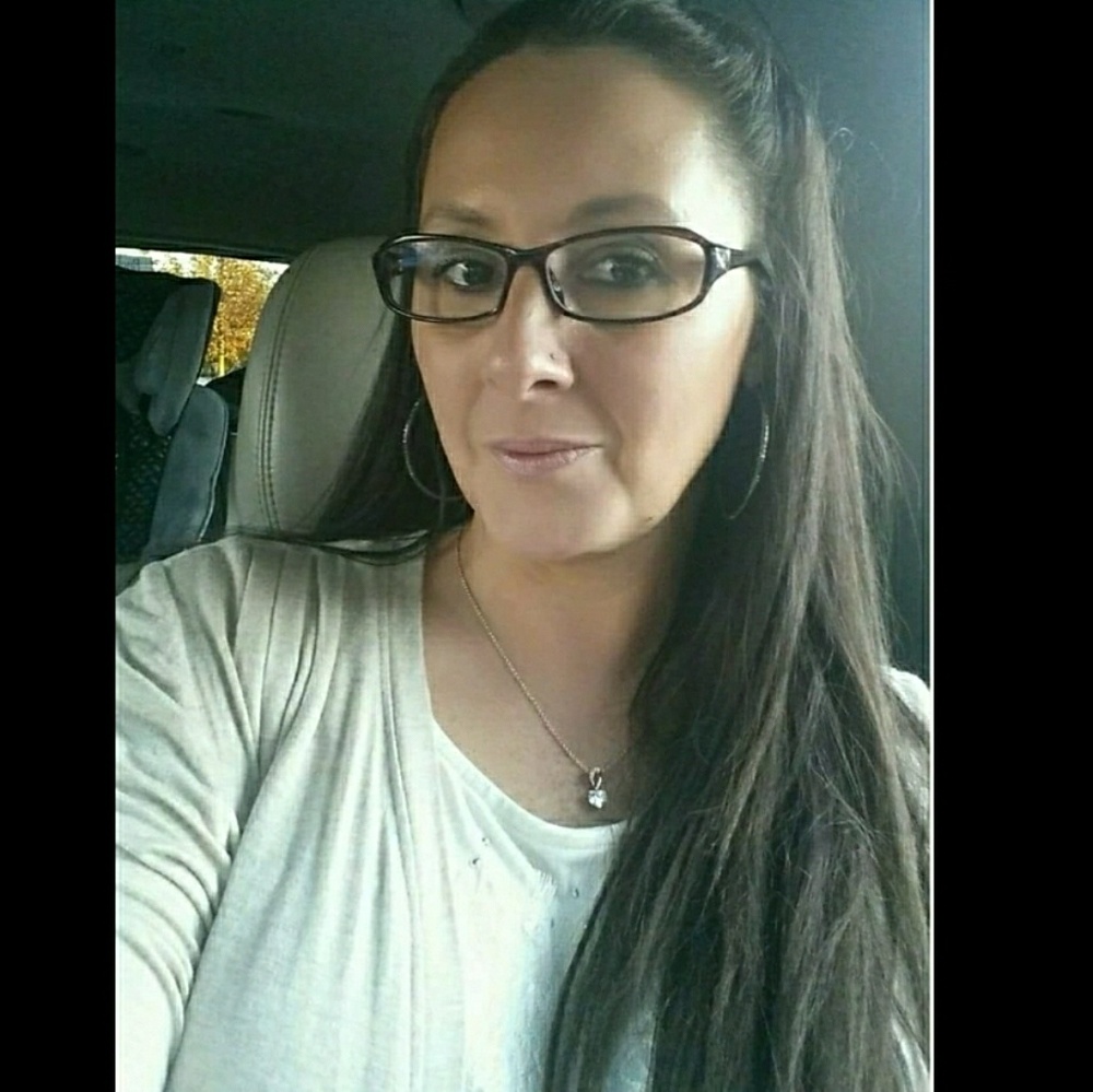 Meet your Posher, Alicia
